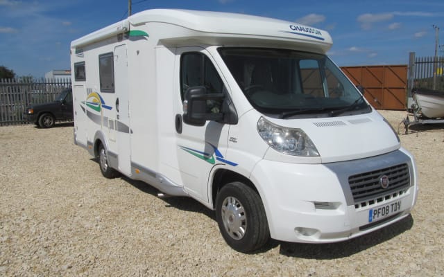 Rental - Low profile motorhome - null - #30610