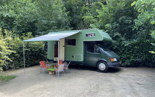 Boeking - Alkoof camper - null - #57921
