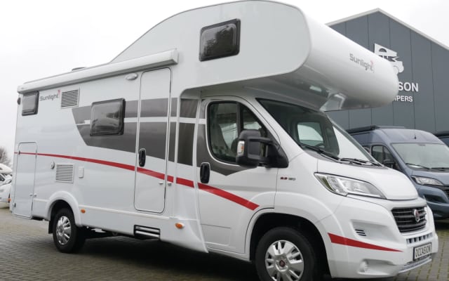 Boeking - Alkoof camper - null - #96833