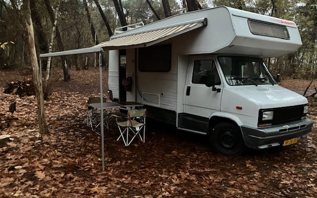 Boeking - Alkoof camper - null - #93097