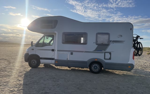 Boeking - Alkoof camper - null - #90736