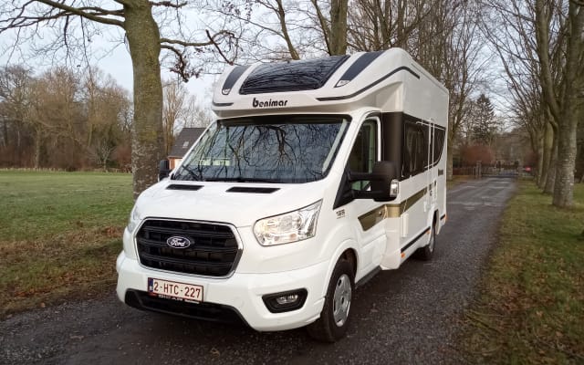 Location - Camping-car Profilé - null - #93512