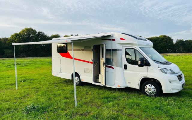 Location - Camping-car Profilé - null - #92738