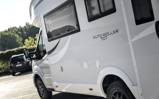 Rental - Low profile motorhome - null - #88186