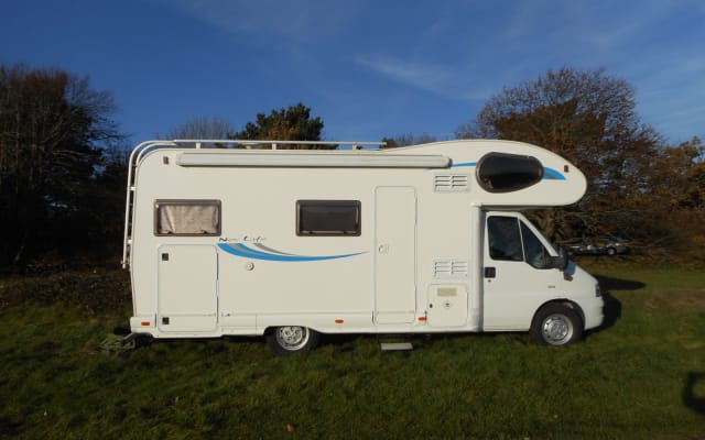 Location - Camping-car Capucine - null - #8953