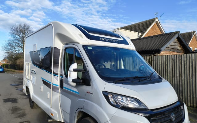 Rental - Low profile motorhome - null - #97110