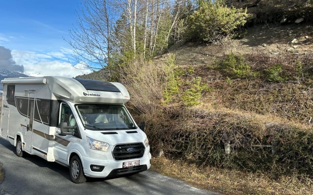 Location - Camping-car Profilé - null - #72139