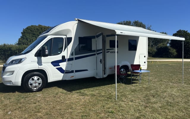Rental - Low profile motorhome - null - #91369