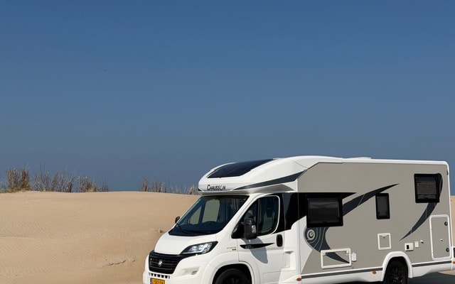 Boeking - Half-integraal camper - null - #93509