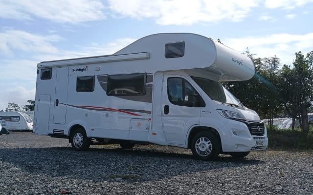 Rental - Coachbuilt motorhome - null - #90966