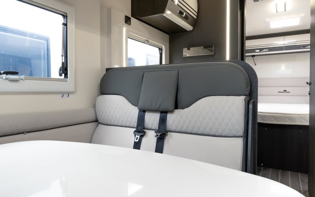 Rental - Low profile motorhome - null - #88181