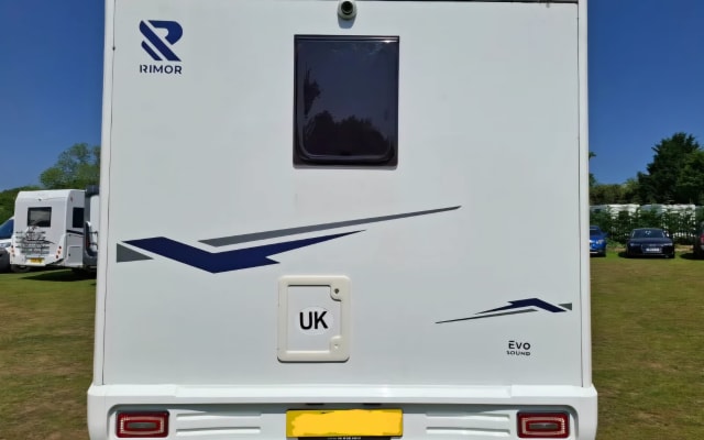 Rental - Coachbuilt motorhome - null - #89082