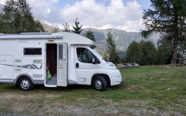 Location - Camping-car Profilé - null - #14449