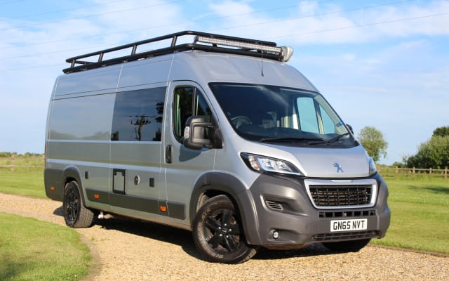 Rental - Low profile motorhome - null - #21339