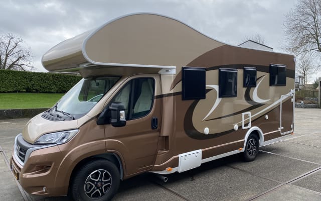 Boeking - Alkoof camper - null - #97163