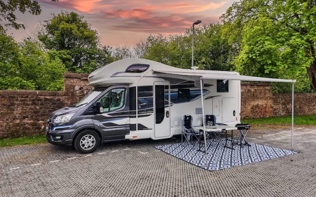 Rental - Coachbuilt motorhome - null - #95631