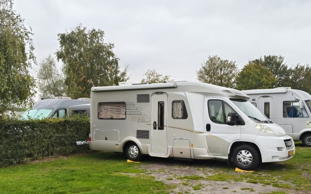 Boeking - Half-integraal camper - null - #93450