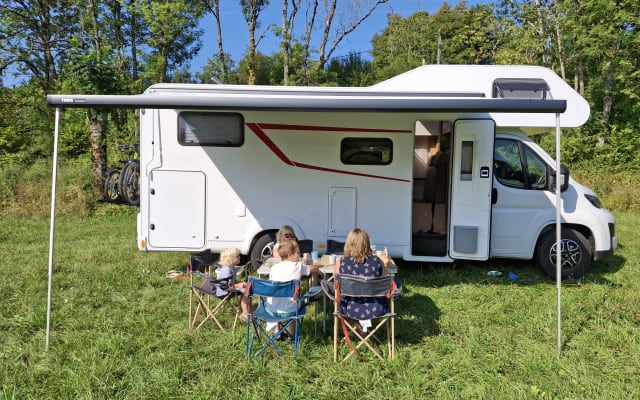 Location - Camping-car Capucine - null - #92226