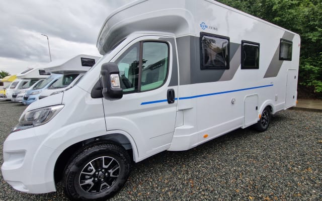 Location - Camping-car Profilé - null - #59329