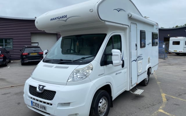 Rental - Coachbuilt motorhome - null - #25603