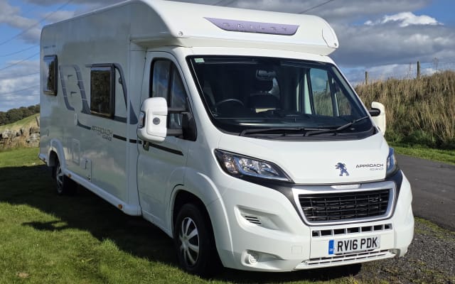 Location - Camping-car Profilé - null - #96672