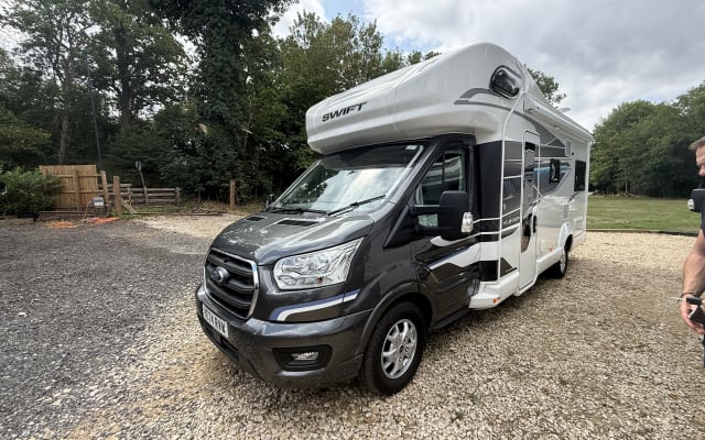 Rental - Coachbuilt motorhome - null - #91541