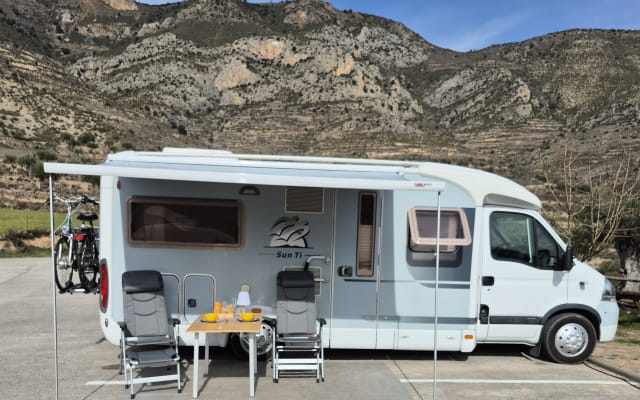 Boeking - Half-integraal camper - null - #85387