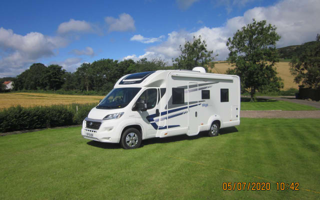 Rental - Low profile motorhome - null - #43517
