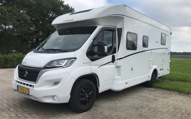 Boeking - Half-integraal camper - null - #93821