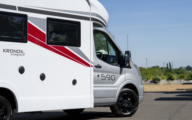 Rental - Low profile motorhome - null - #88195
