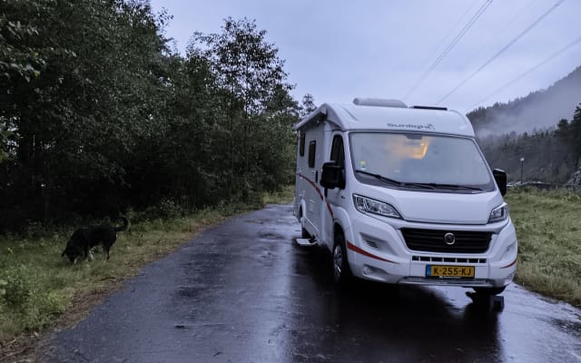 Boeking - Halfintegraal camper - null - #98845