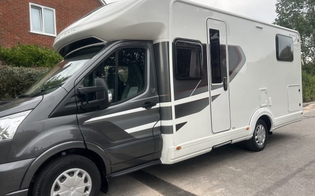 Rental - Coachbuilt motorhome - null - #97319