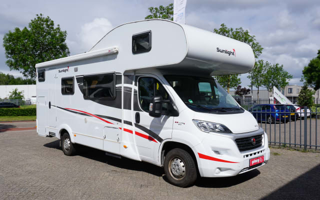 Boeking - Alkoof camper - null - #28862