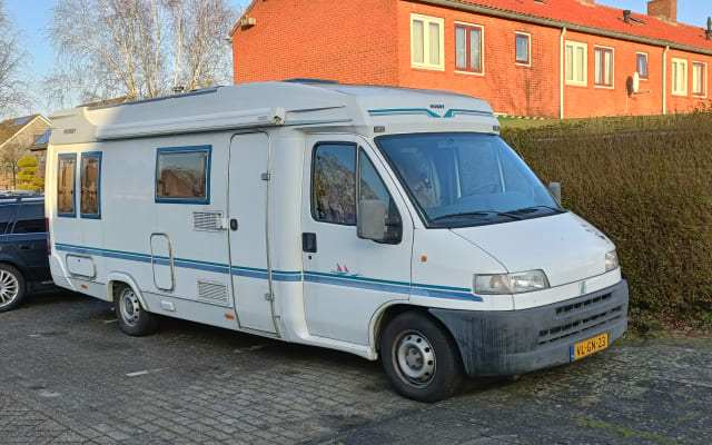 Boeking - Half-integraal camper - null - #25445