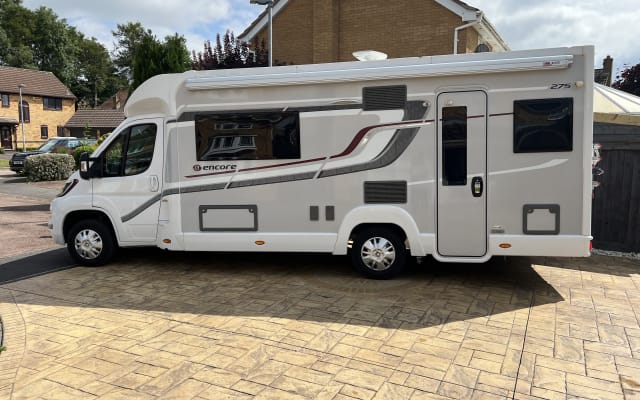 Rental - Low profile motorhome - null - #91598