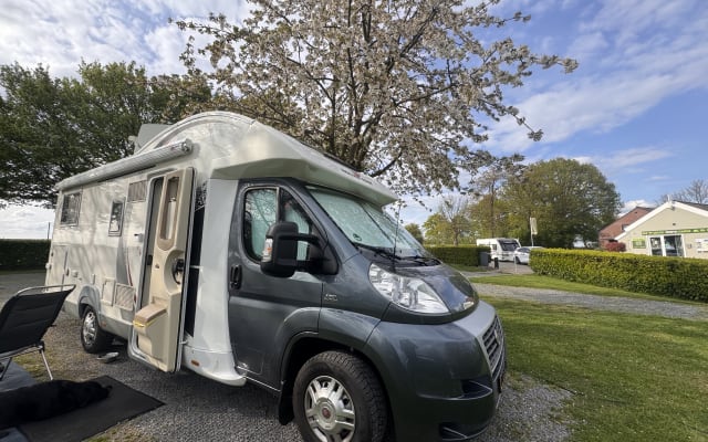 Boeking - Half-integraal camper - null - #88334