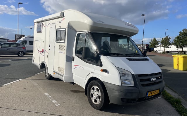 Rental - Low profile motorhome - null - #98901