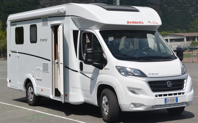 Location - Camping-car Profilé - null - #27916