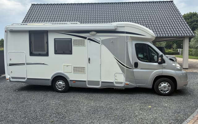 Boeking - Half-integraal camper - null - #92144