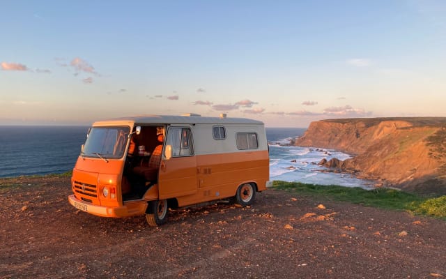 Alquiler - Furgoneta camper - null - #66697