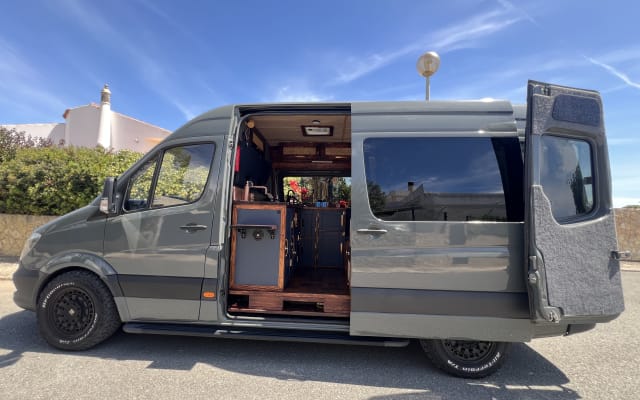 Rental - Large campervan - null - #95898