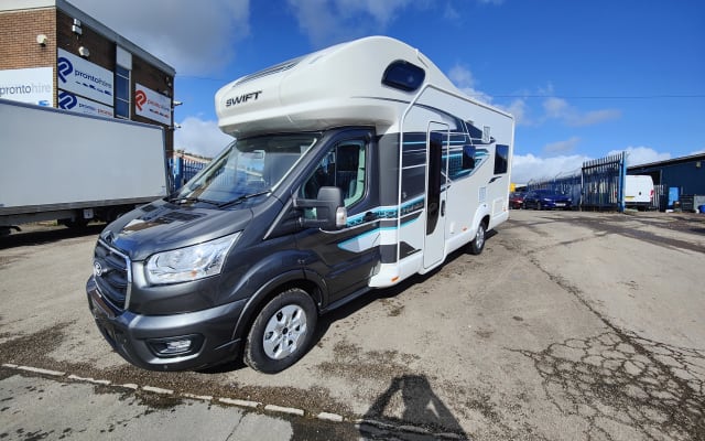 Location - Camping-car Profilé - null - #93515