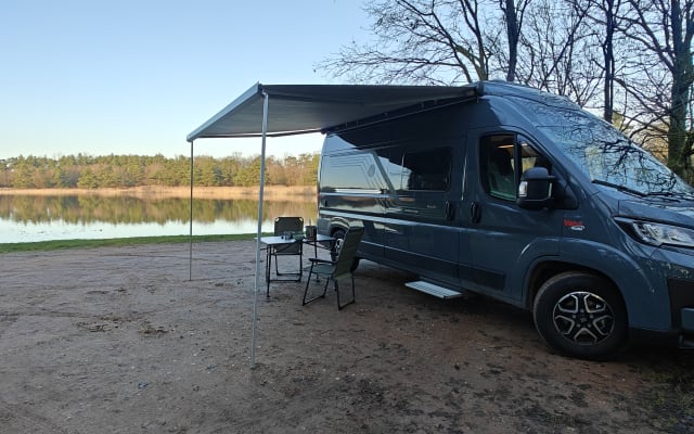 Location - Fourgon aménagé - null - #93263