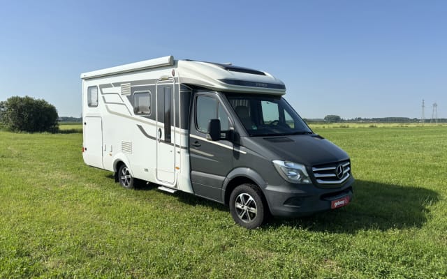 Boeking - Half-integraal camper - null - #97350