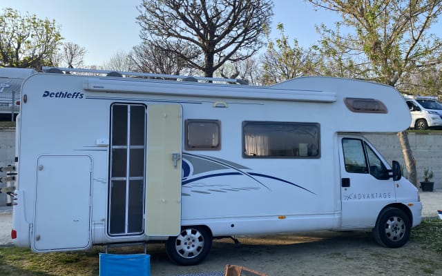 Boeking - Alkoof camper - null - #95729