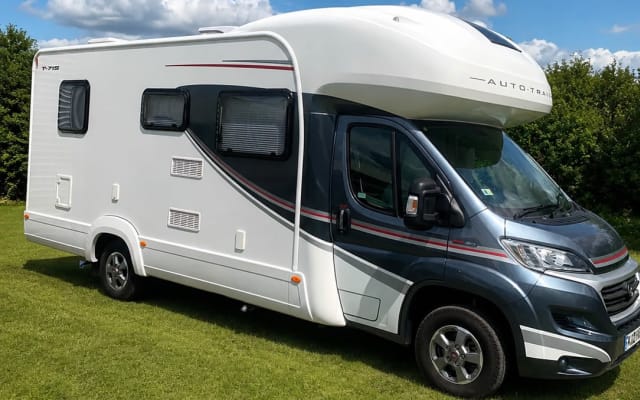 Rental - Coachbuilt motorhome - null - #97533