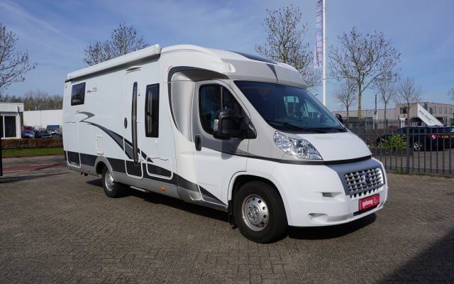 Vermietung - Teilintegriertes Wohnmobil - null - #31087