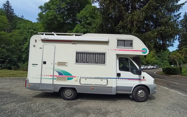 Location - Camping-car Capucine - null - #33940