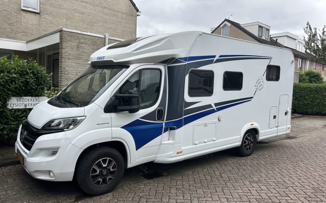Boeking - Half-integraal camper - null - #98258
