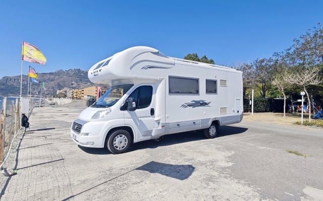 Alquiler - Autocaravana Capuchina - null - #90942